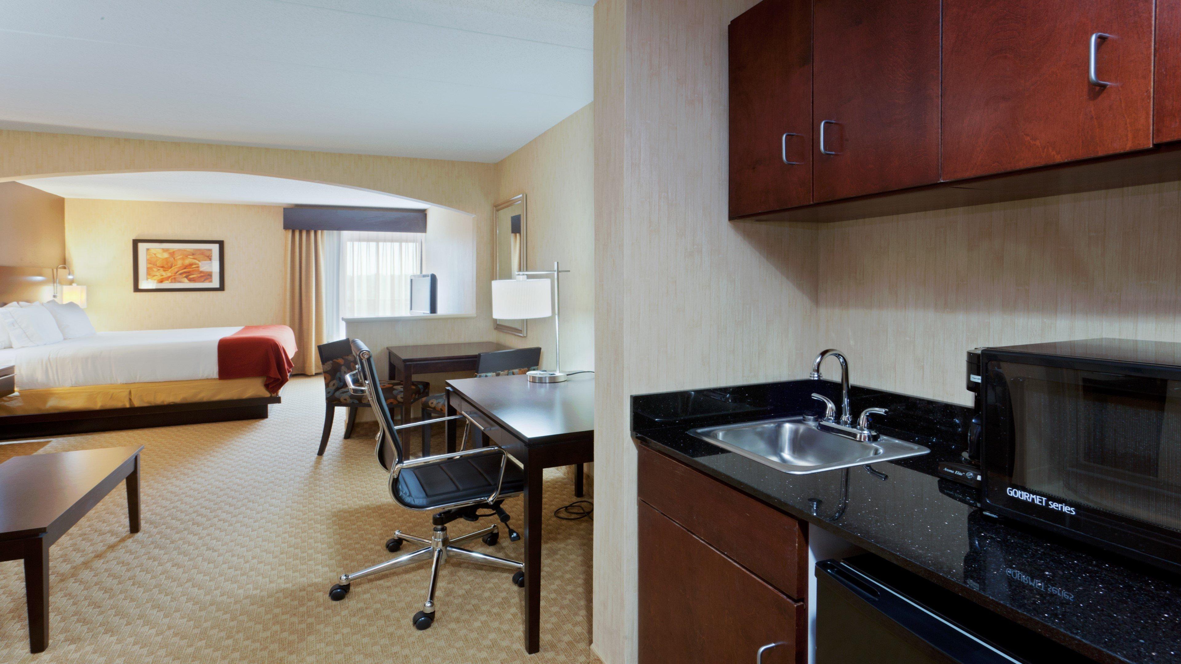 Holiday Inn Express Hotel & Suites Dover By Ihg Room photo