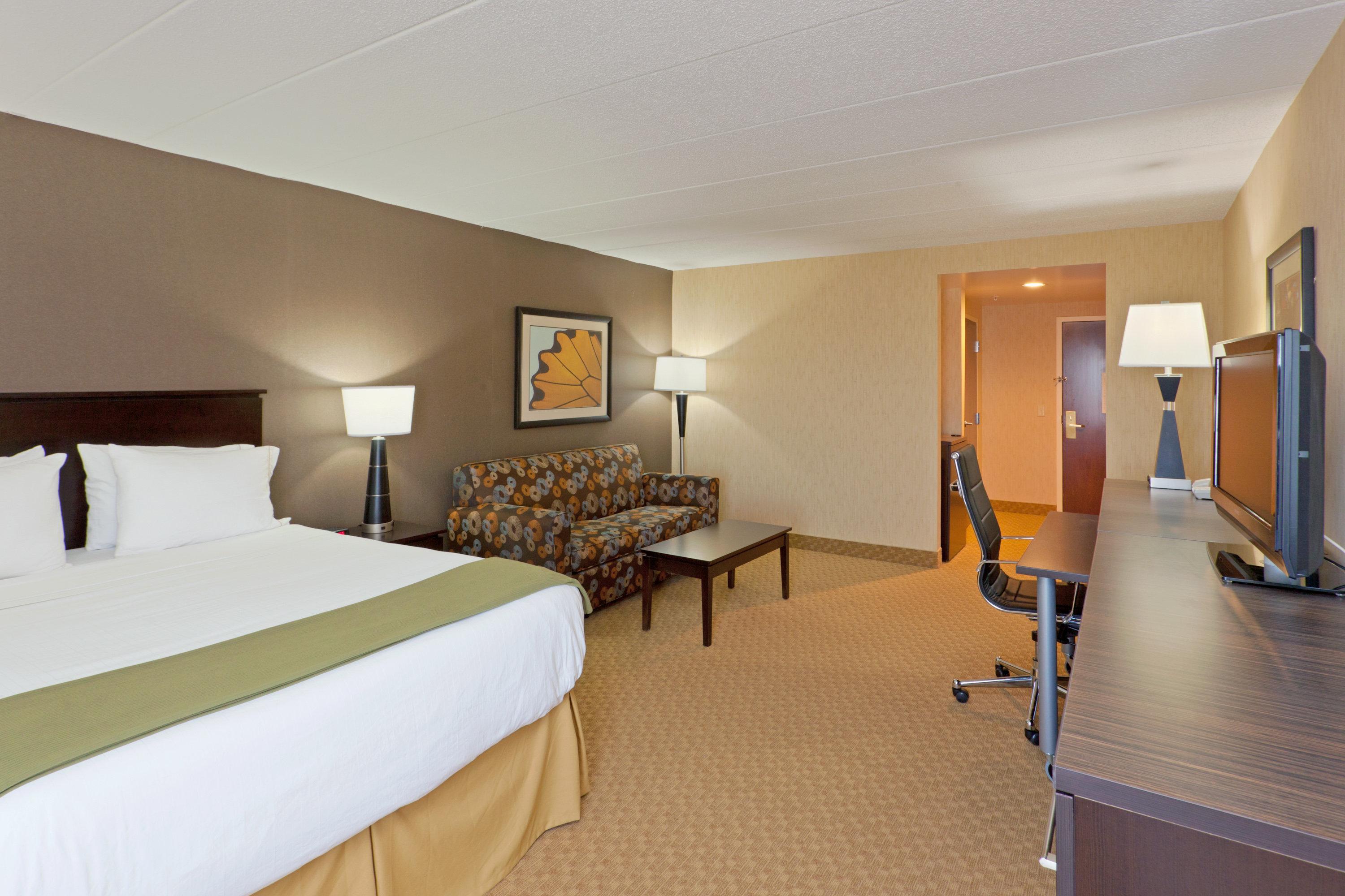 Holiday Inn Express Hotel & Suites Dover By Ihg Exterior photo