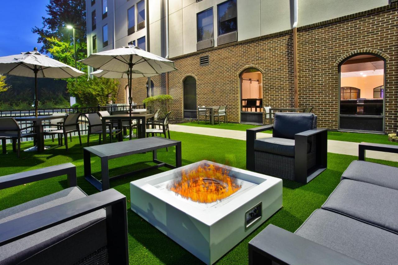 Holiday Inn Express Hotel & Suites Dover By Ihg Exterior photo