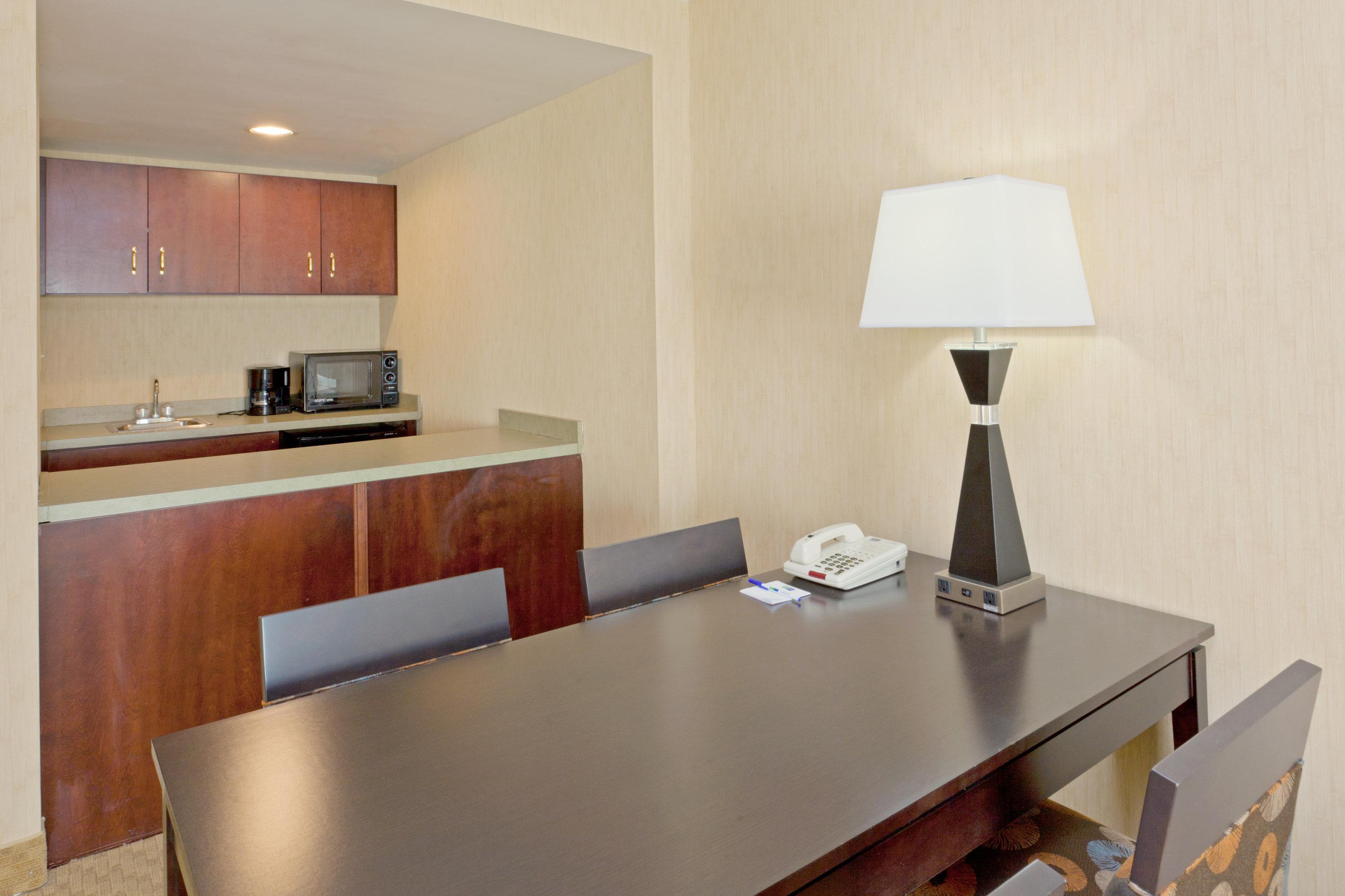 Holiday Inn Express Hotel & Suites Dover By Ihg Exterior photo