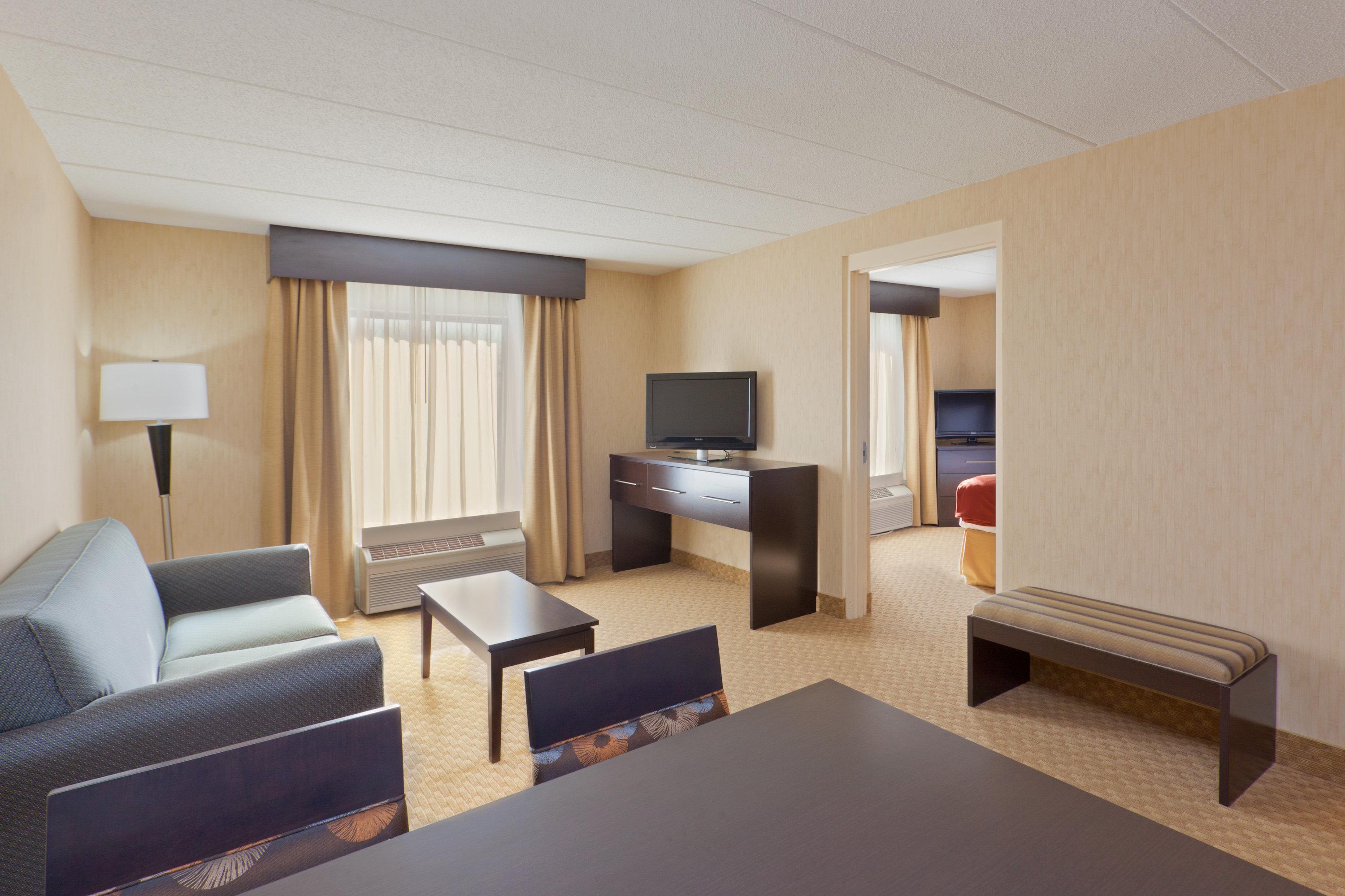 Holiday Inn Express Hotel & Suites Dover By Ihg Exterior photo