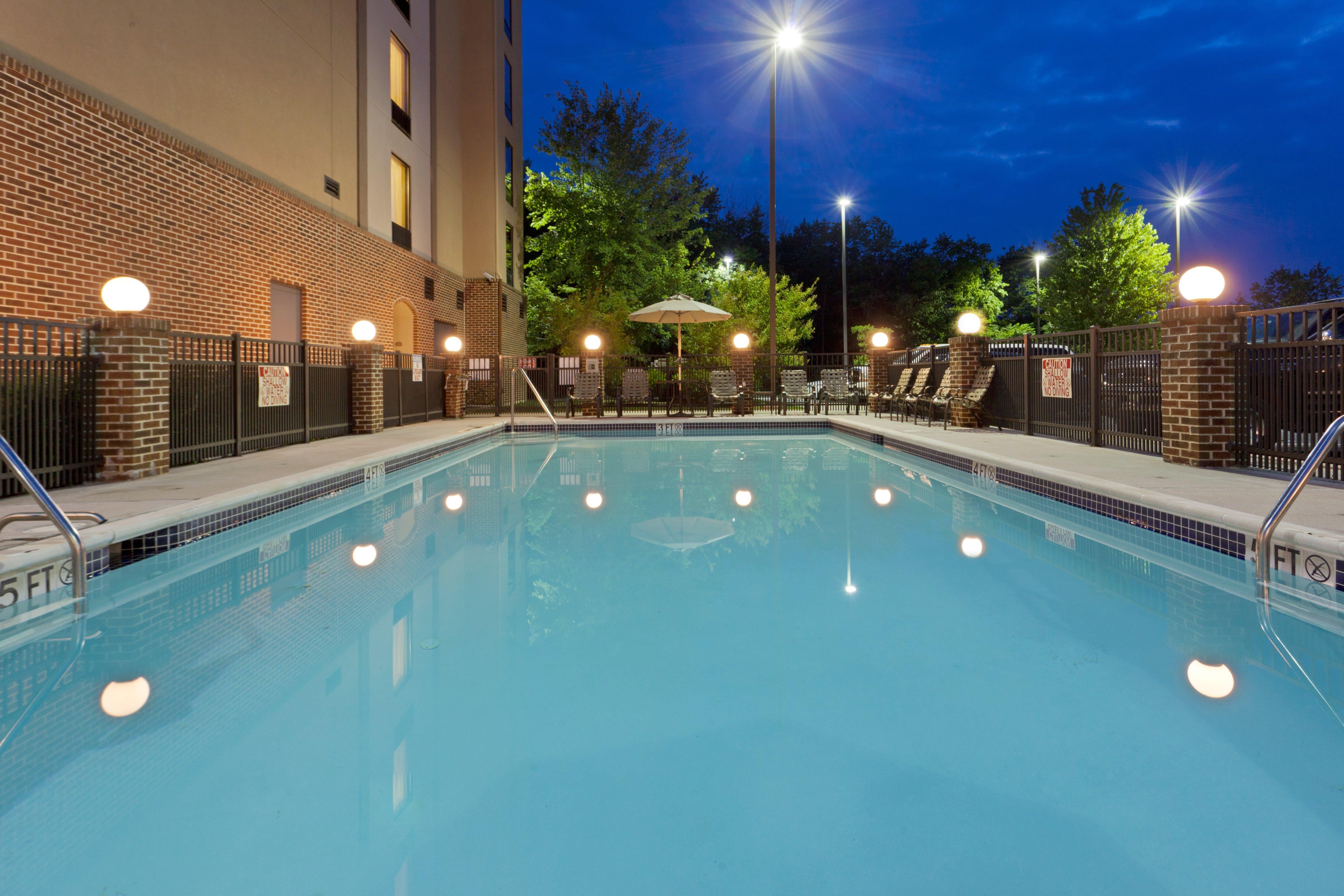 Holiday Inn Express Hotel & Suites Dover By Ihg Exterior photo