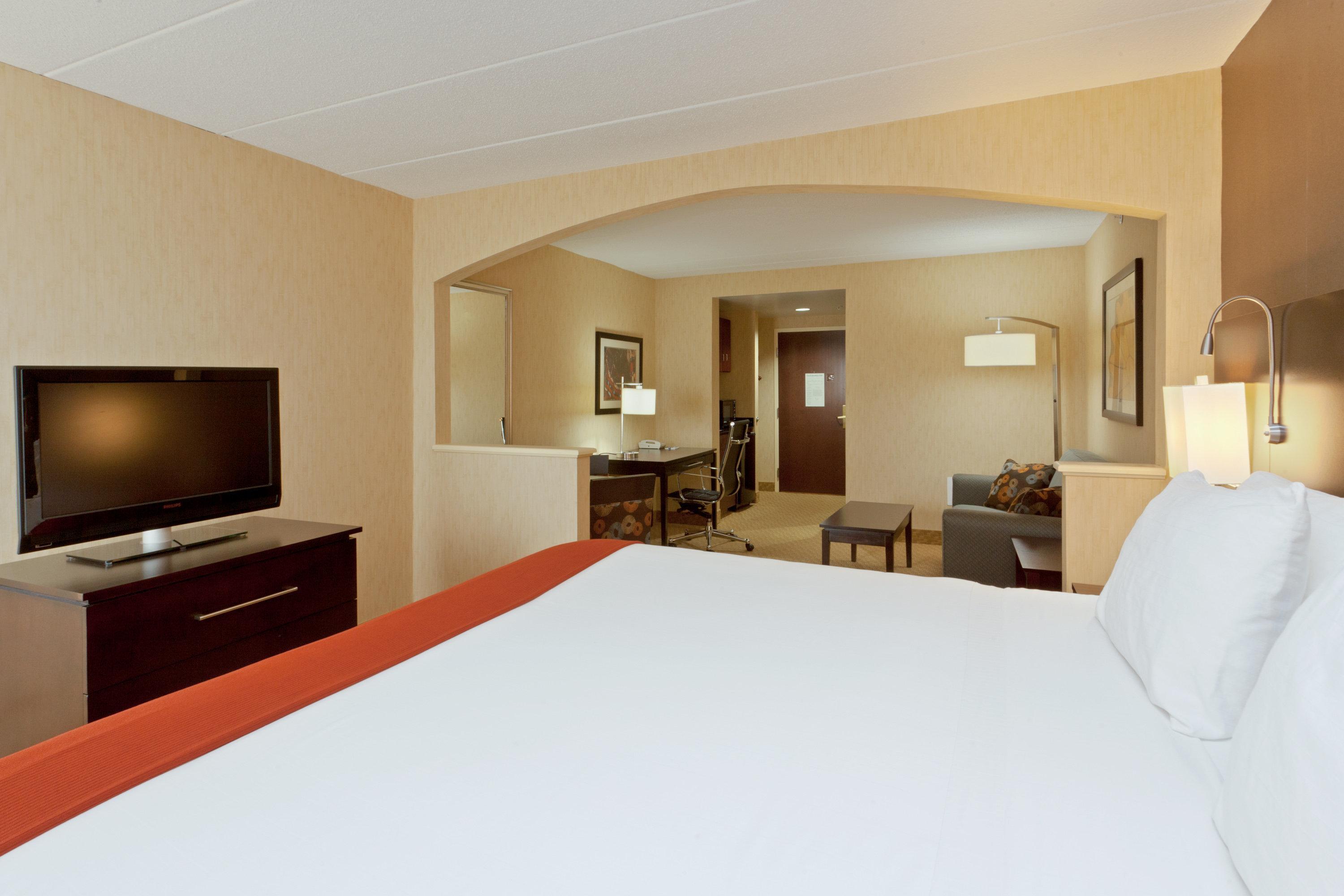 Holiday Inn Express Hotel & Suites Dover By Ihg Exterior photo
