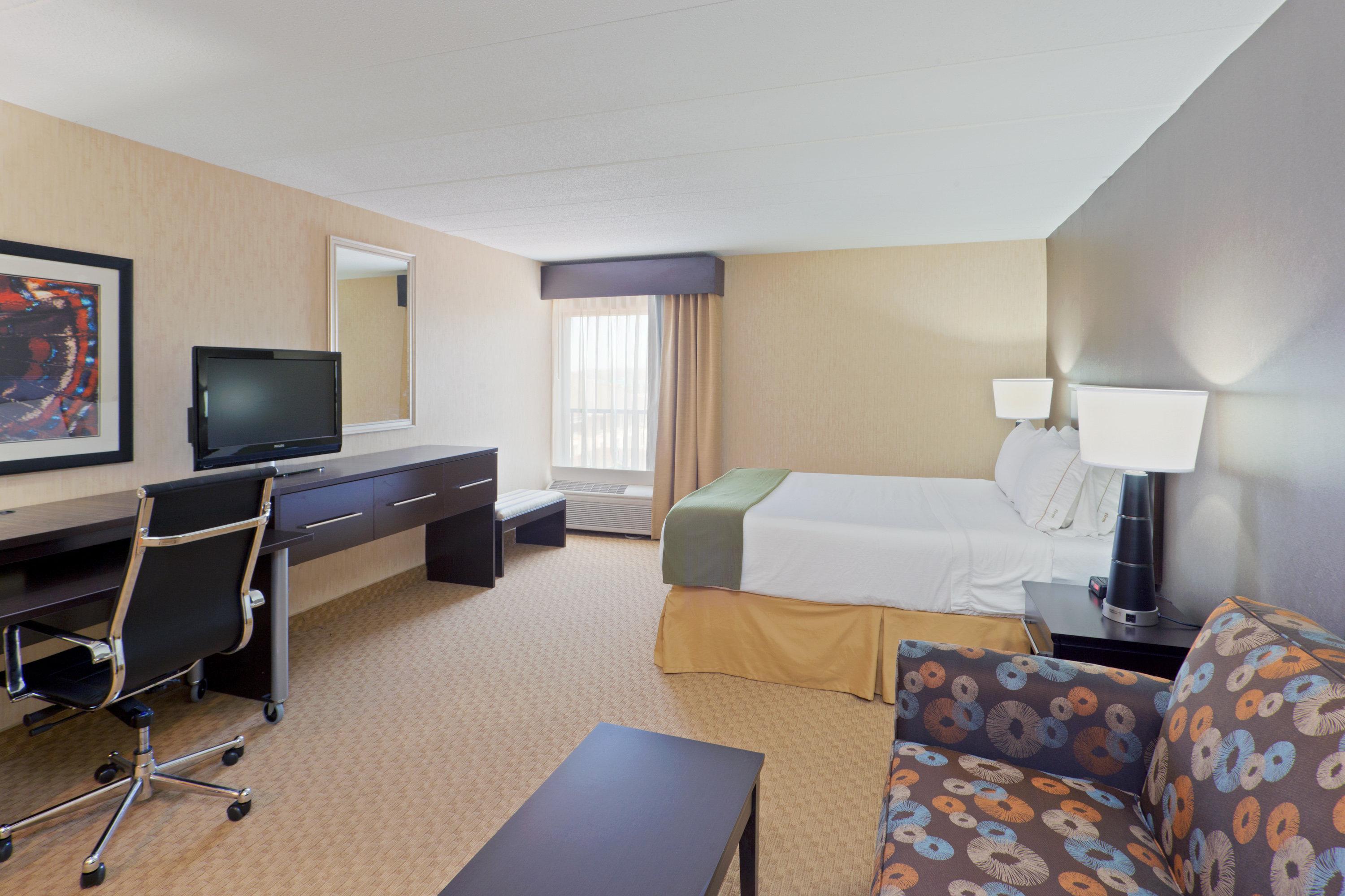 Holiday Inn Express Hotel & Suites Dover By Ihg Exterior photo