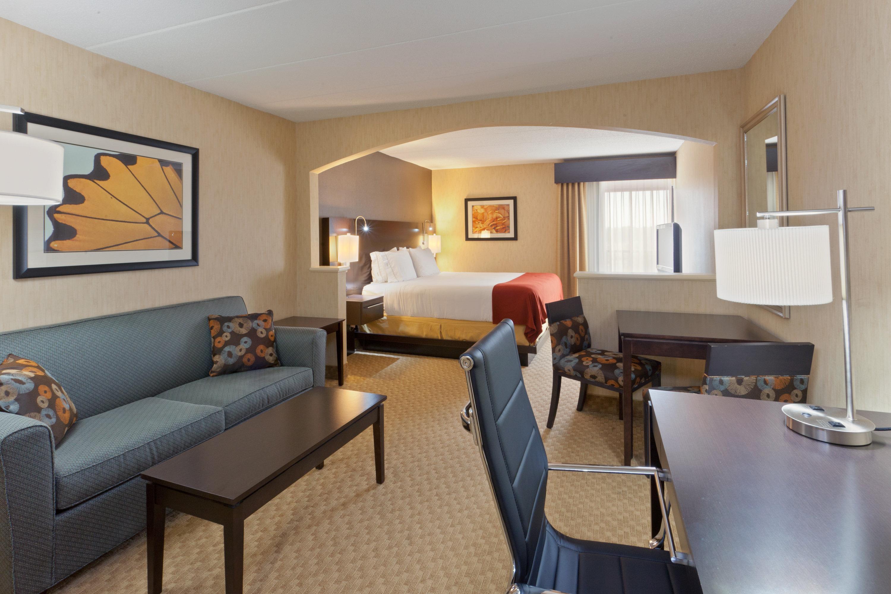 Holiday Inn Express Hotel & Suites Dover By Ihg Exterior photo