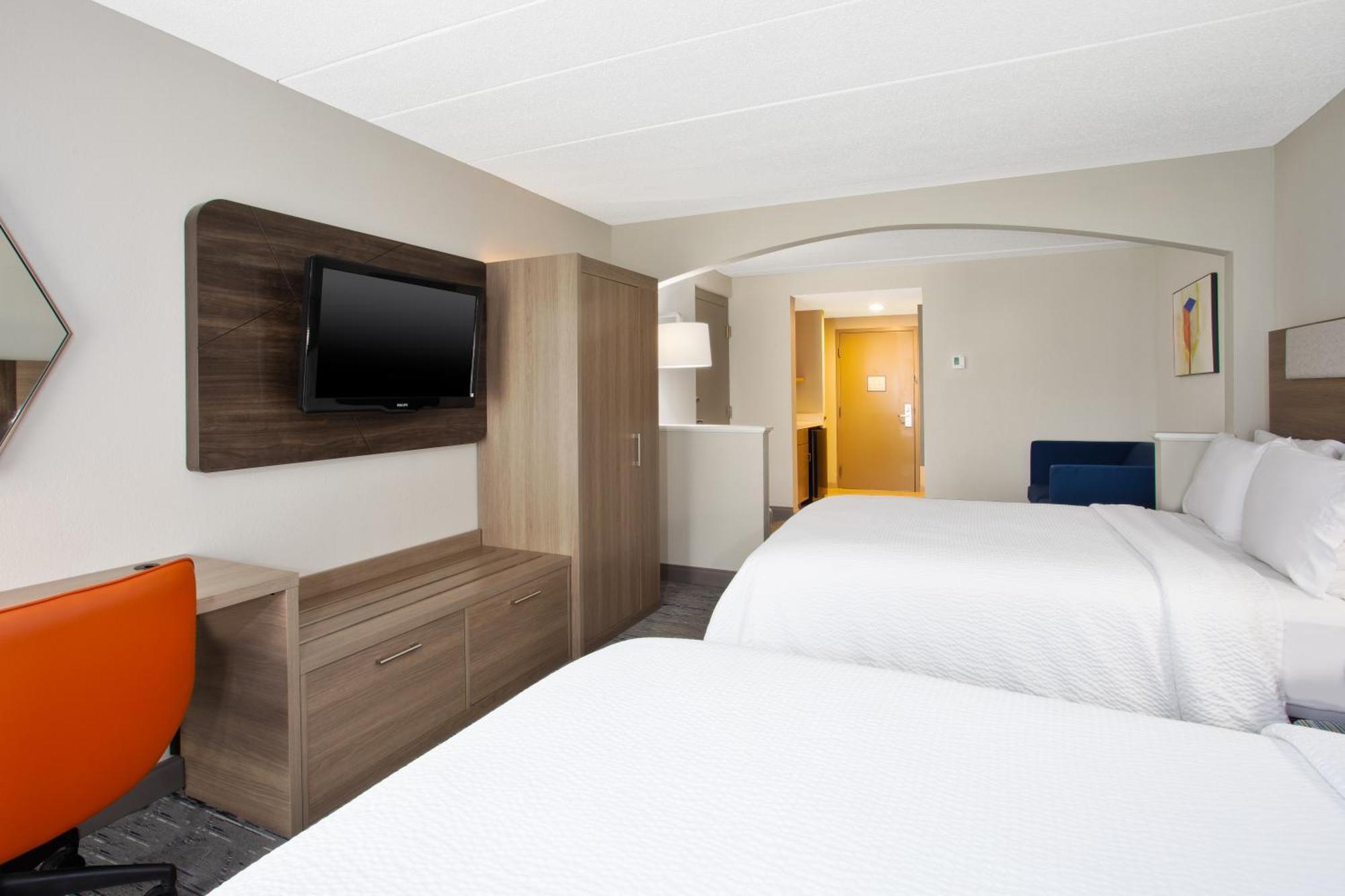 Holiday Inn Express Hotel & Suites Dover By Ihg Exterior photo