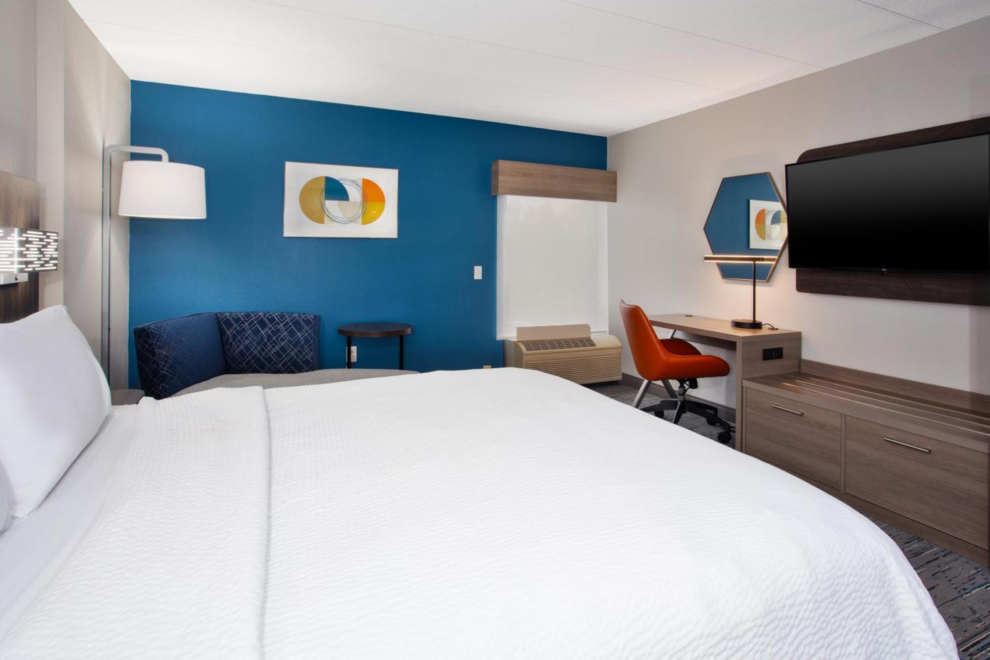 Holiday Inn Express Hotel & Suites Dover By Ihg Exterior photo